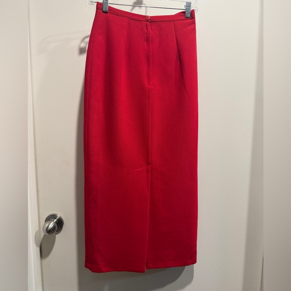 Chic Red Pencil Skirt for Women - Picture 4 of 7